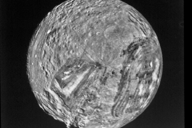 Uranus' moon Miranda